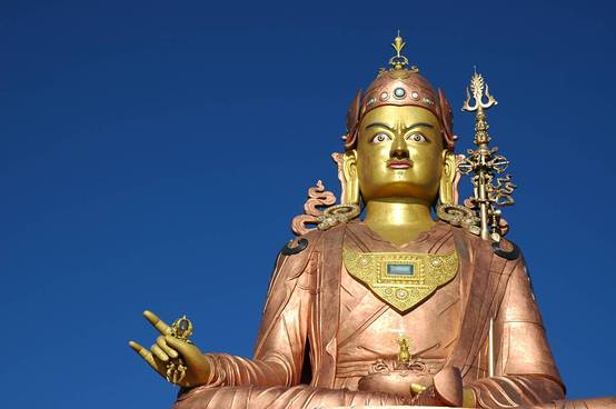 Guru_rimpoche_at_samdruptse