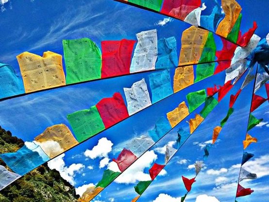 prayer-flags-sky-768x576